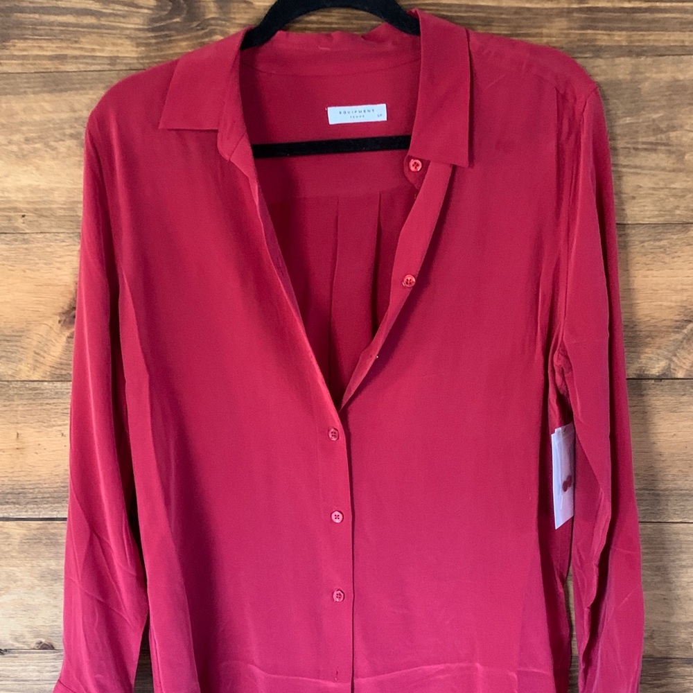 Equipment slim signature silk shirt
